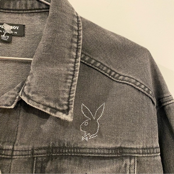 Playboy Jan 1986 Andy Warhol Cover Grey Bunny Distressed Rhinestone Denim Jacket - Picture 7 of 16